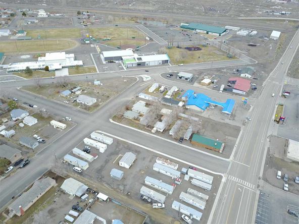 670 S Broad St, Battle Mountain, NV 89820